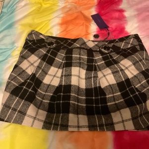 NWT SCHOOL GIRL SKIRT